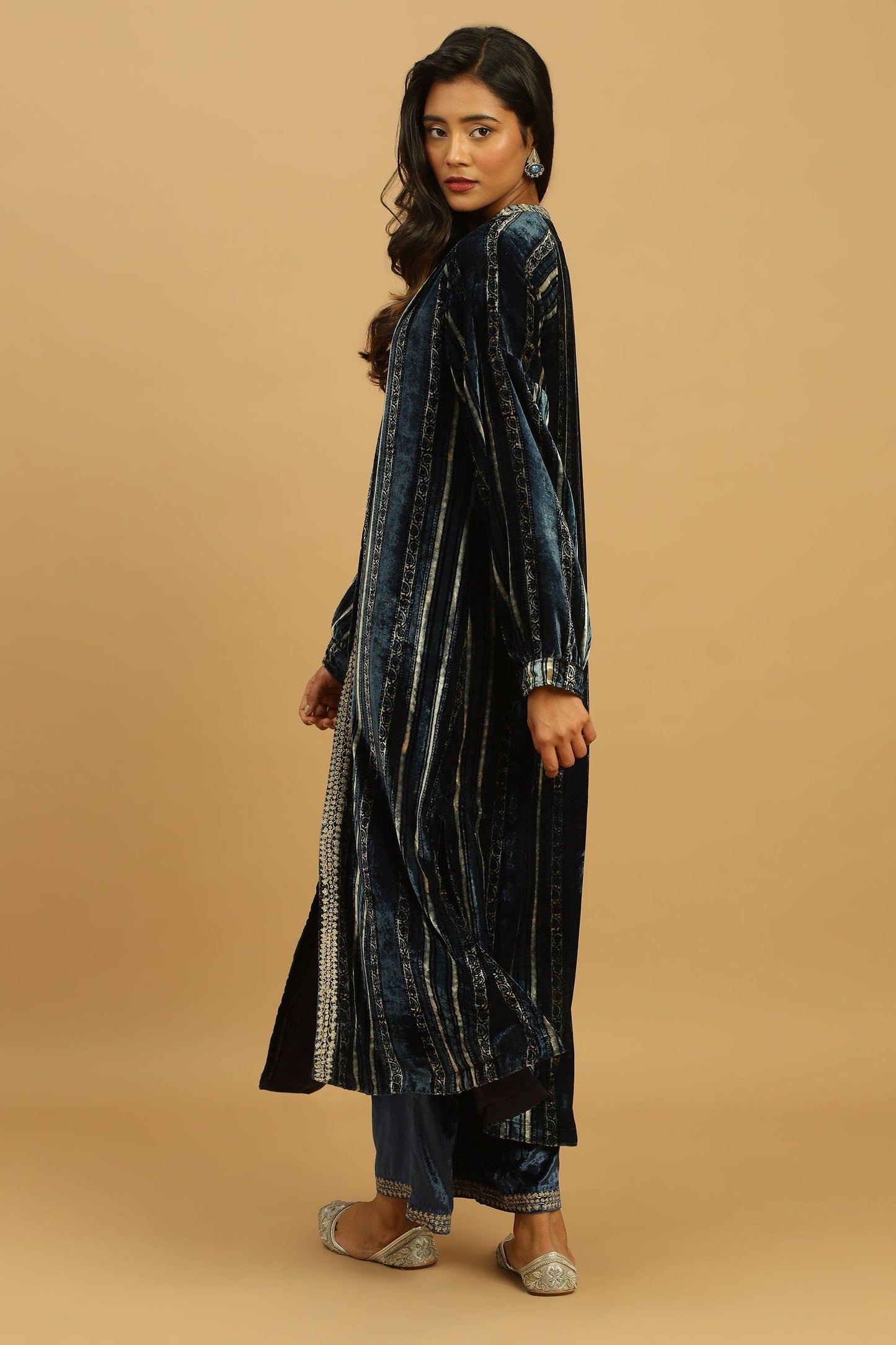 INDIGO PAISLEY STRIPES VELVET AJRAKH TUNIC JACKET SET (2 pcs)
