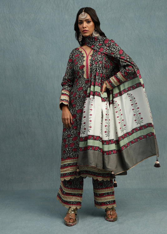 Black Rose Jaal Cotton Silk Hand Block Printed Kurta Set- (3 Pcs Set)