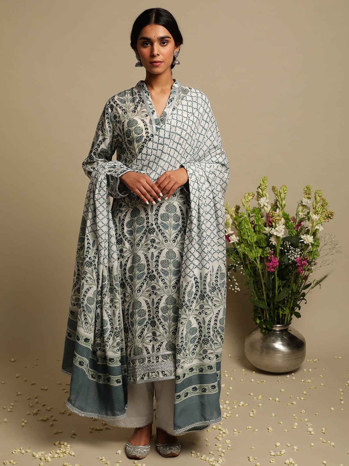 Indigo Anaar Jaal Cotton Silk Hand Block Printed Kurta- (3 Pcs Set)