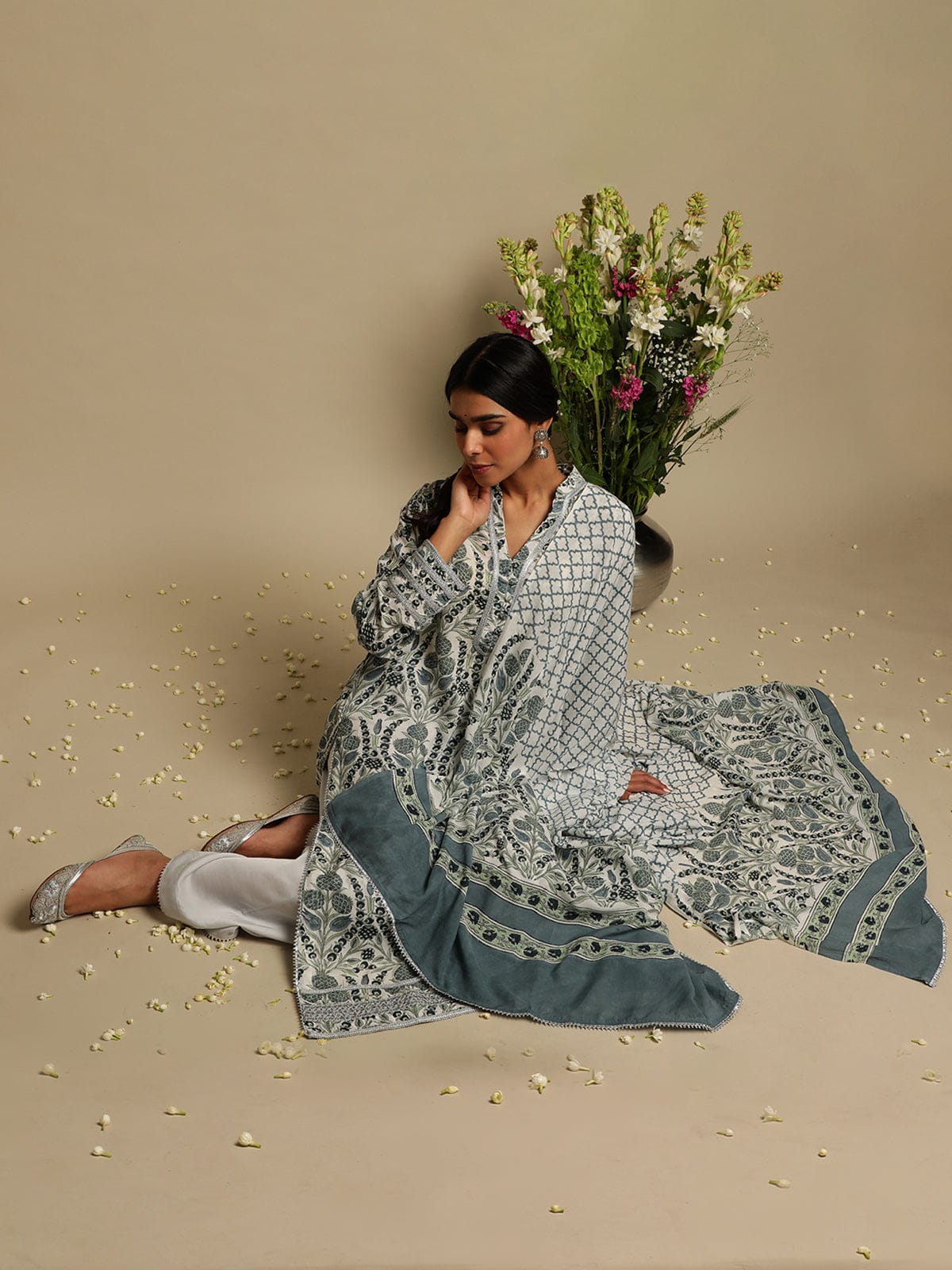 Indigo Anaar Jaal Cotton Silk Hand Block Printed Kurta- (3 Pcs Set)