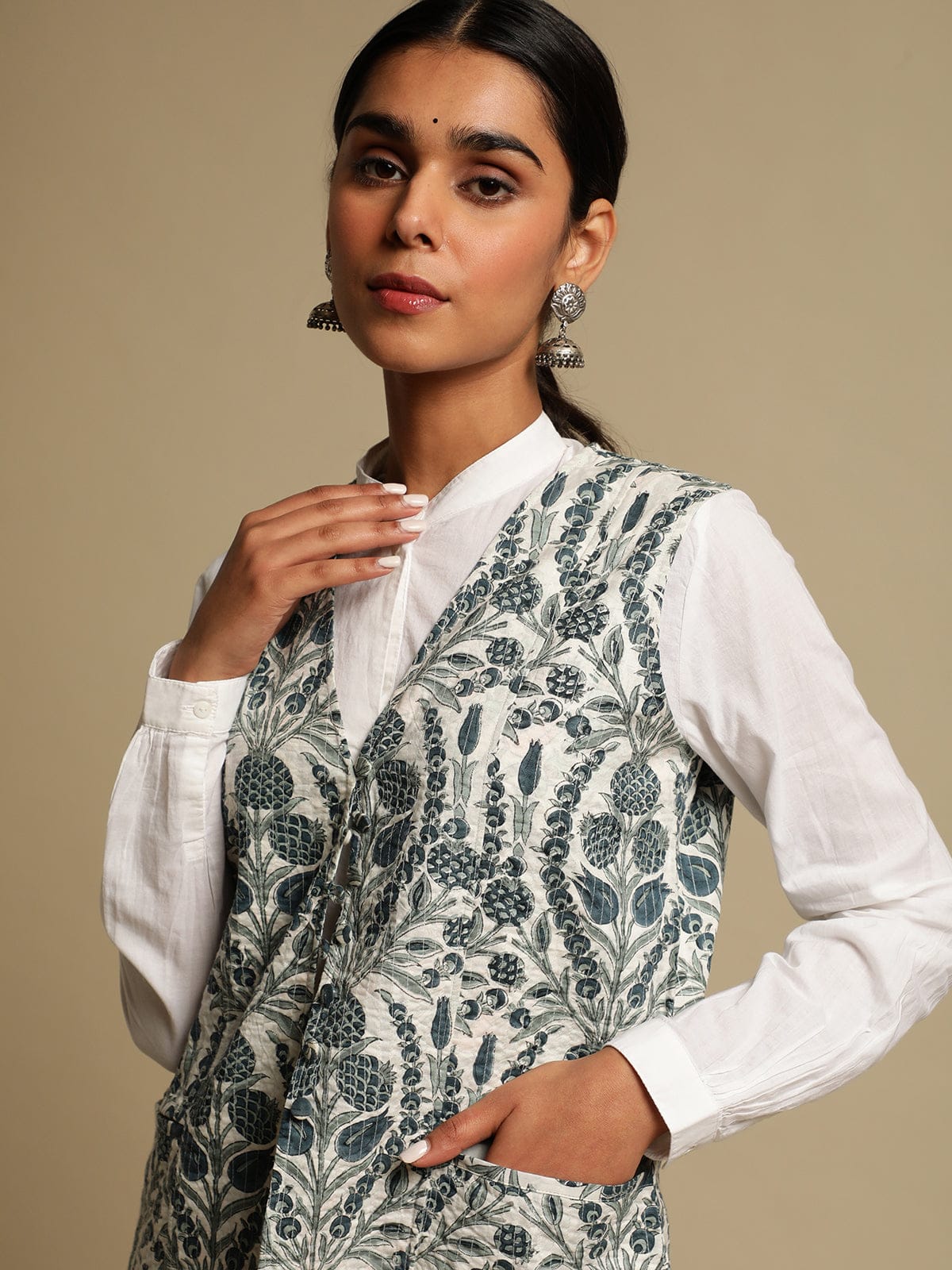 Anaar Jaal Organic Cotton Hand Block Printed Reversible Jacket