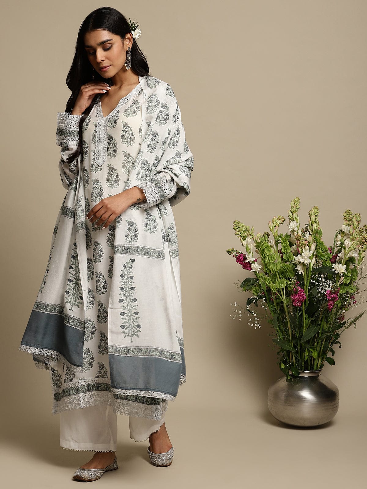 Grey Paisley Bootie Cotton Silk Hand Block Printed Kurta- (3 Pcs Set)