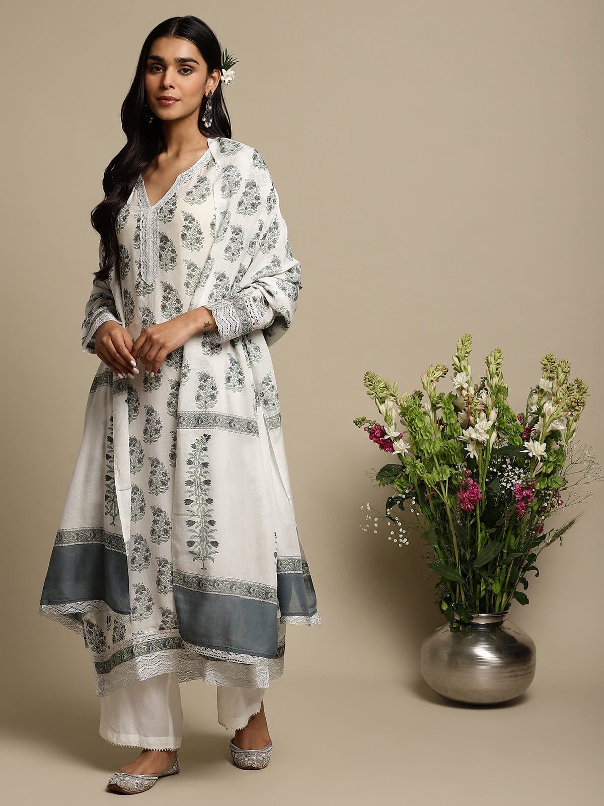 Grey Paisley Bootie Cotton Silk Hand Block Printed Kurta- (3 Pcs Set)